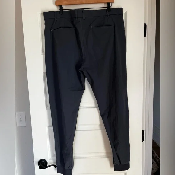 Greyson Montauk Performance Jogger - Picture 6 of 9